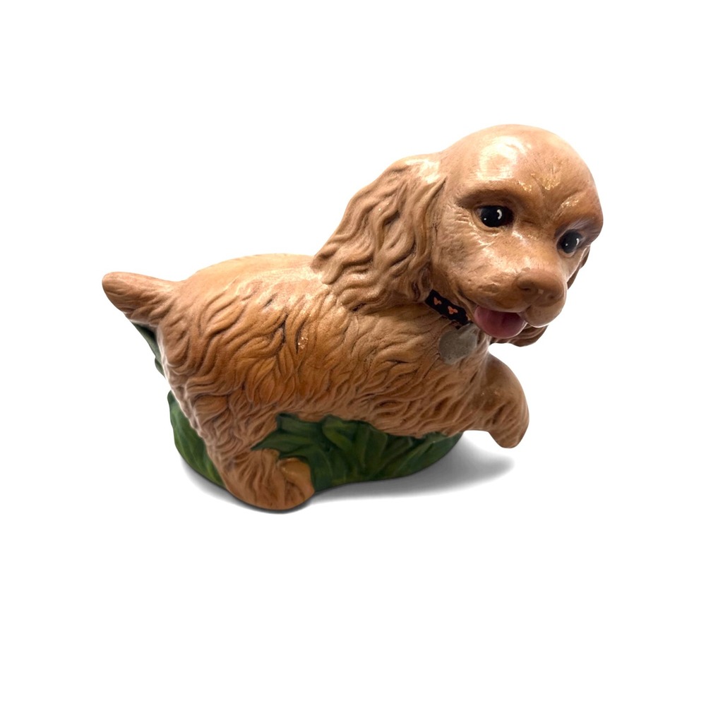 Vintage Ceramic Cocker Spaniel Dog Figurine Cassy Heart Collar 8.5 Inch Tan
